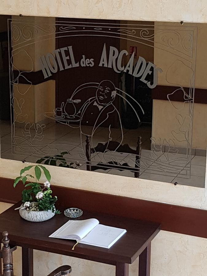 Hotel Des Arcades Ceret Ngoại thất bức ảnh